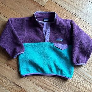 Toddler Girl Patagonia Snap-T Button Fleece - purple/green 2T